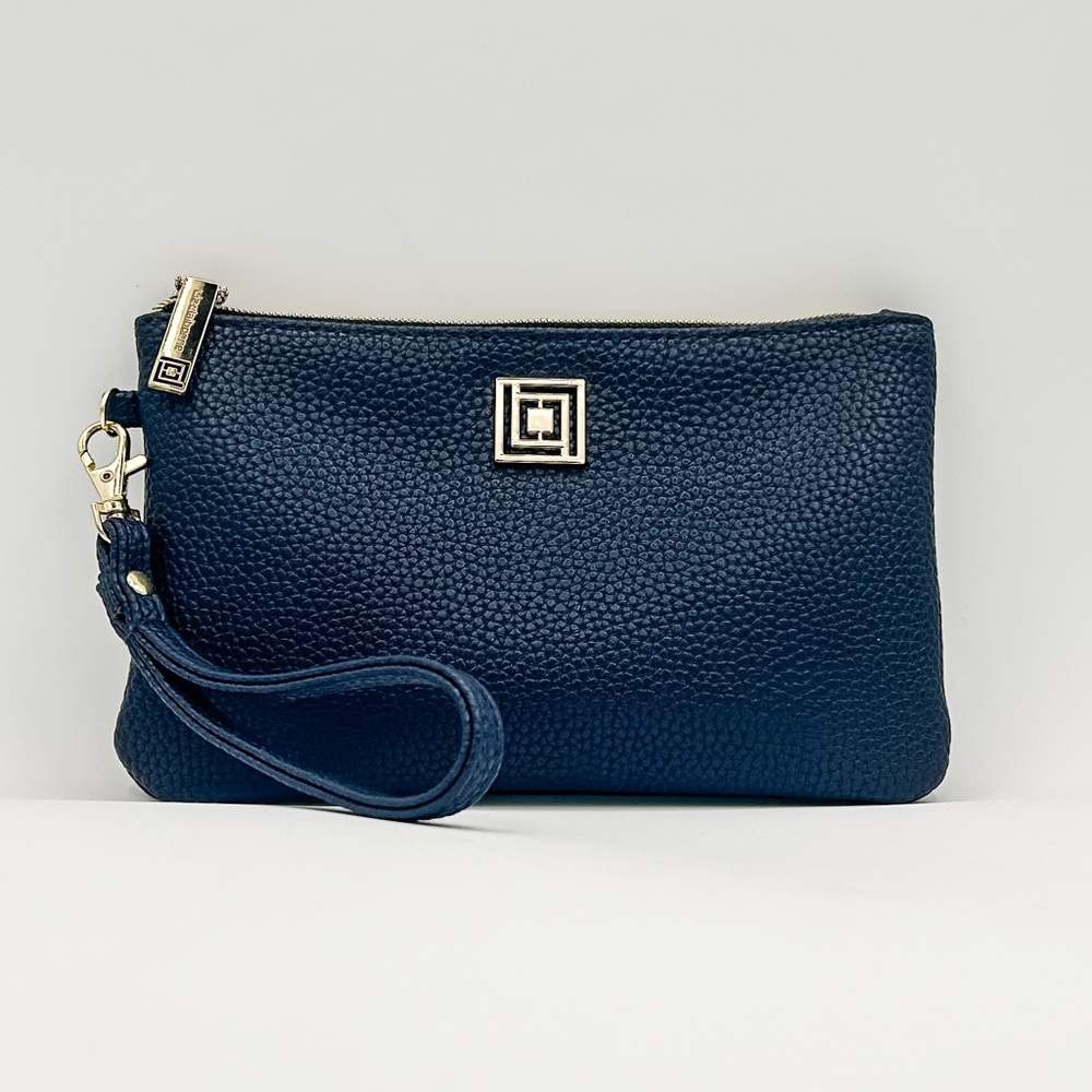 Liz Claiborne Charger Wristlet Clutch | Navy Pebbled Faux Leather Power Bank Bag